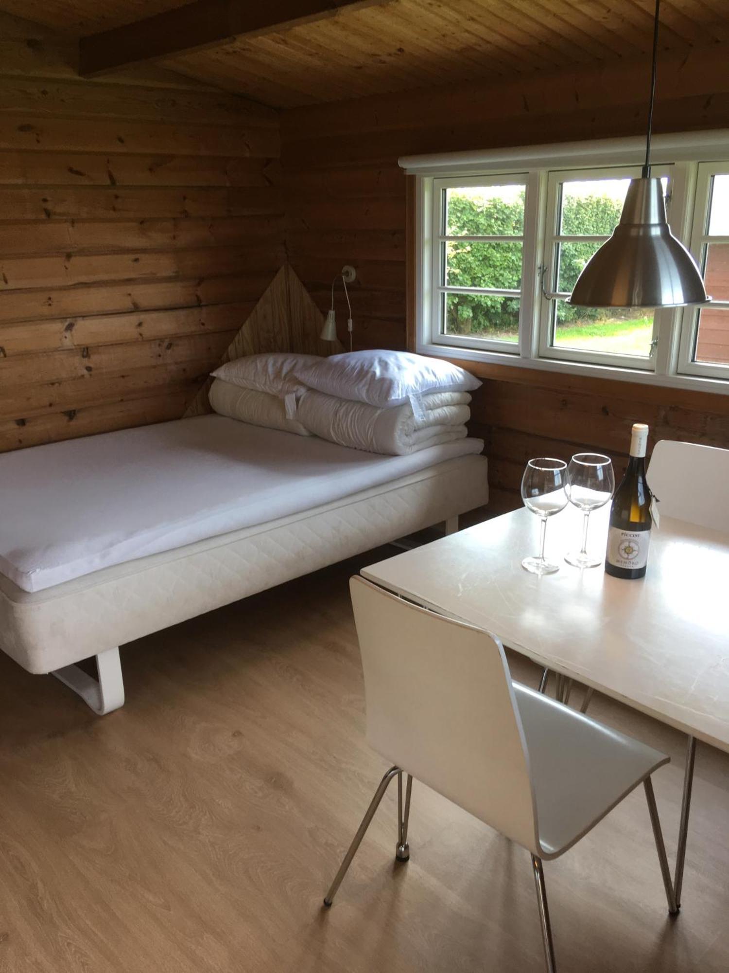 魏凯街露营及小屋酒店 Diernæs 外观 照片